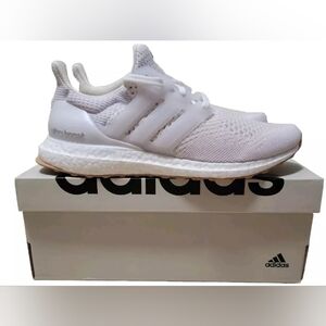 Adidas UltraBoost 1.0 Cloud White Silver Metallic Gum Sneaker Running Shoes Sz 8